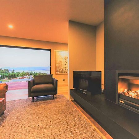 The View Lake Tekapo Exterior foto